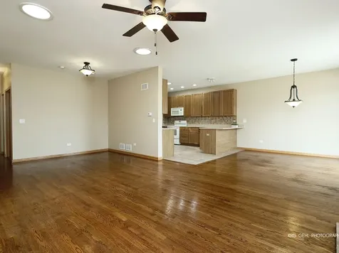 91 Enfield Lane Grayslake IL 60030
