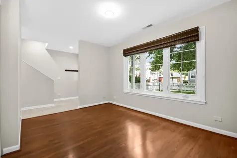 1815 Crain Street Evanston IL 60202