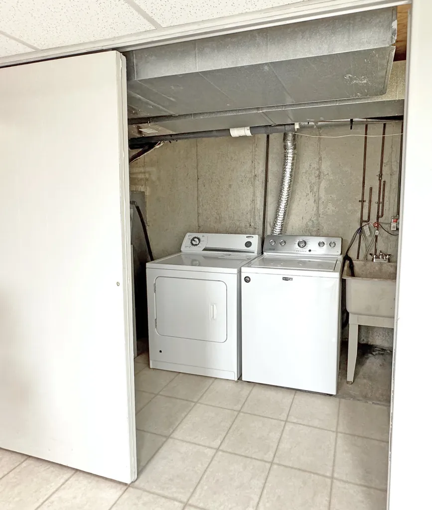 1675 Valley Forge Court Wheaton IL 60189
