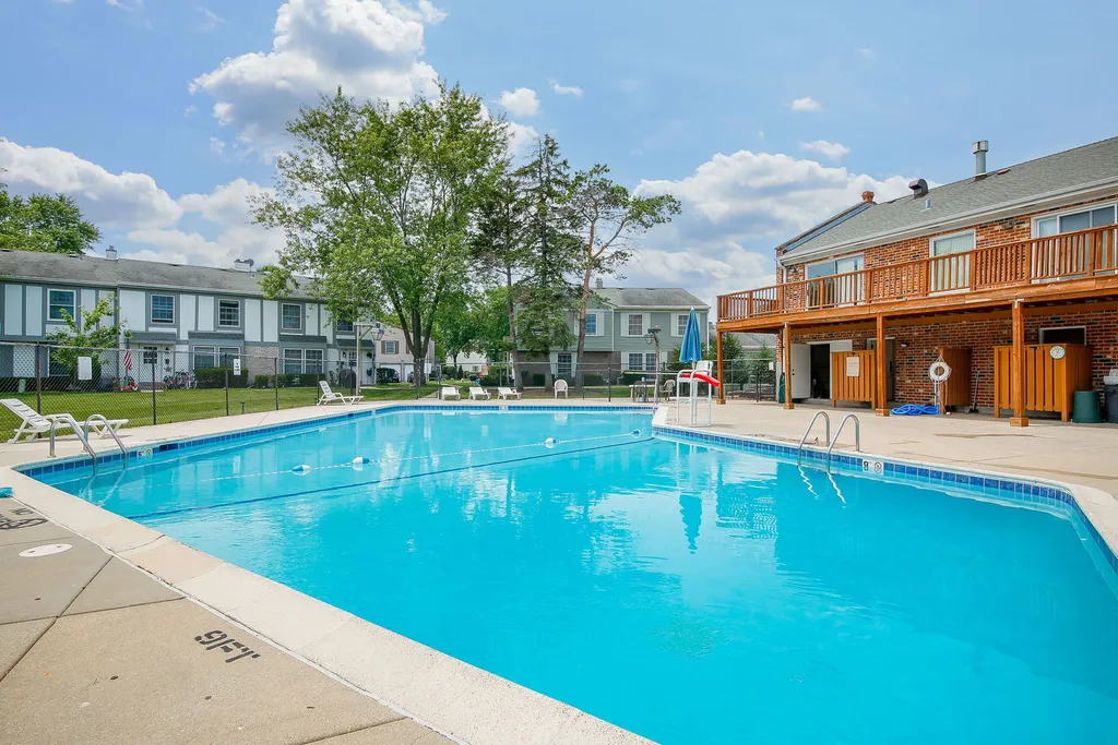 1675 Valley Forge Court Wheaton IL 60189