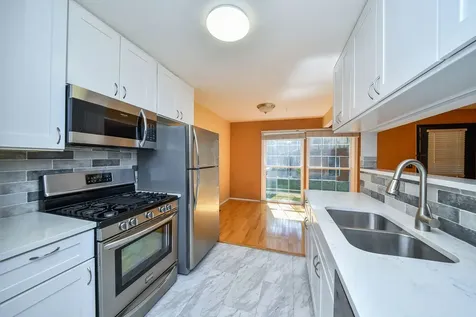 1675 Valley Forge Court Wheaton IL 60189