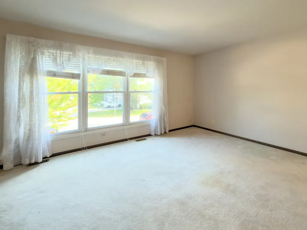 2015 Stanley Court Schaumburg IL 60194