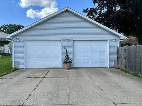 123 East Erie Street Spring Valley IL 61362