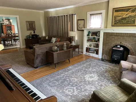 123 East Erie Street Spring Valley IL 61362