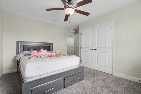 816 Sedgegrass Drive Champaign IL 61822