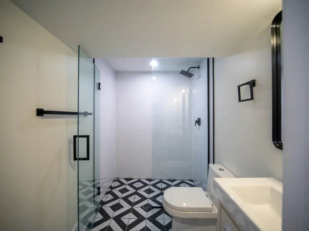 2753 West Chicago Avenue Chicago IL 60622