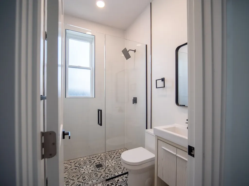 2753 West Chicago Avenue Chicago IL 60622
