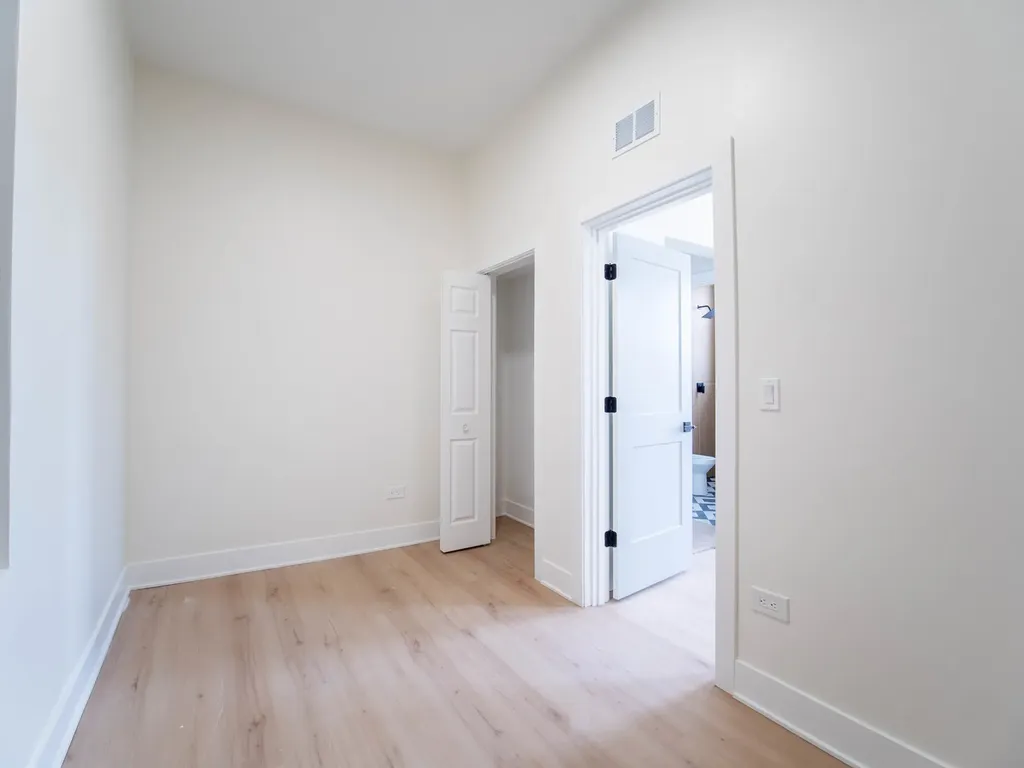 2753 West Chicago Avenue Chicago IL 60622