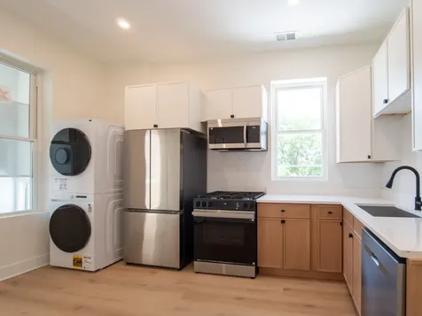 2753 West Chicago Avenue Chicago IL 60622