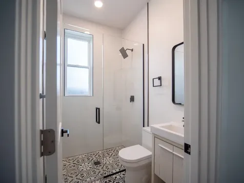 2753 West Chicago Avenue Chicago IL 60622