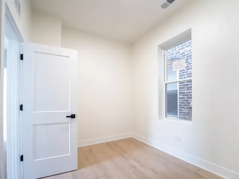 2753 West Chicago Avenue Chicago IL 60622
