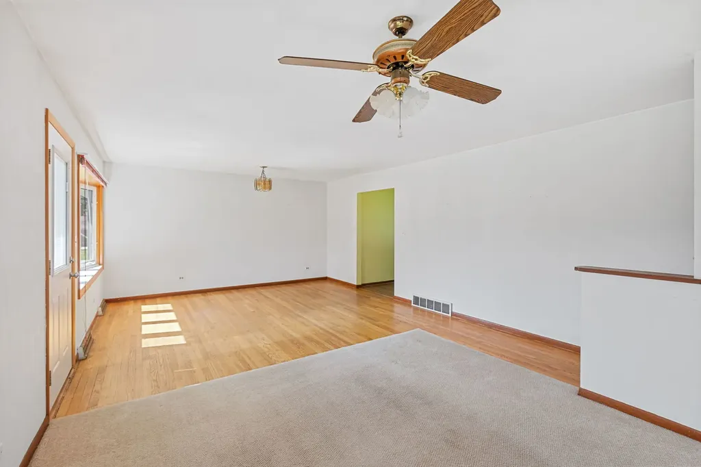 10615 Kathleen Avenue Huntley IL 60142