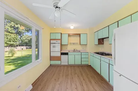 10615 Kathleen Avenue Huntley IL 60142