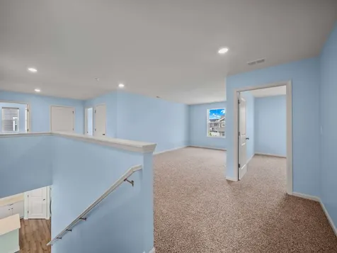 759 Kentshire Circle Elgin IL 60124