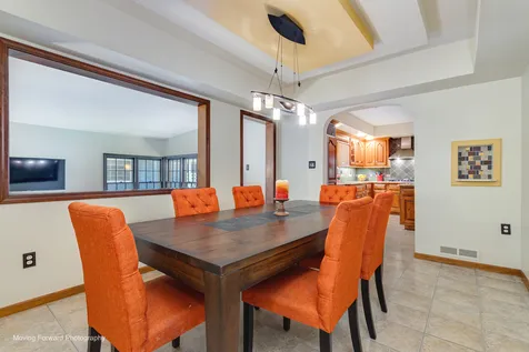 639 South 2nd Street West Dundee IL 60118