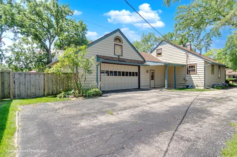 639 South 2nd Street West Dundee IL 60118