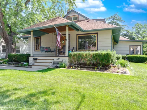 639 South 2nd Street West Dundee IL 60118