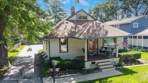 639 South 2nd Street West Dundee IL 60118