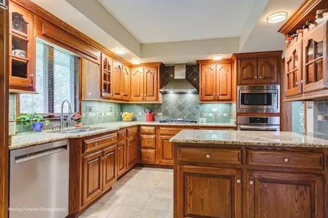 639 South 2nd Street West Dundee IL 60118