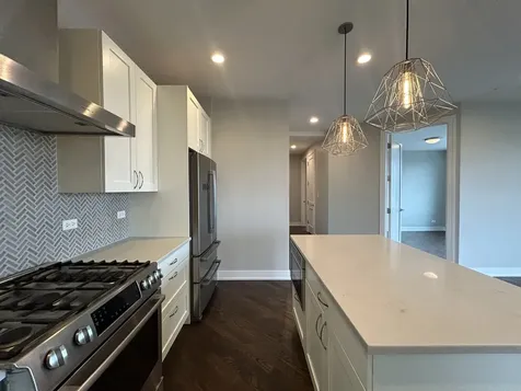 2303 West Wilcox Street Chicago IL 60612