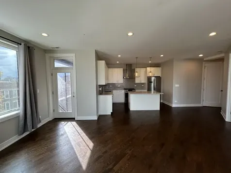 2303 West Wilcox Street Chicago IL 60612
