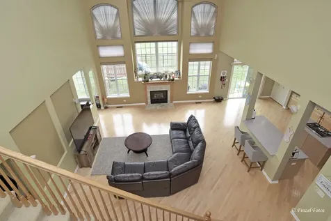 6625 Majestic Way Carpentersville IL 60110