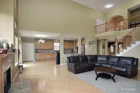 6625 Majestic Way Carpentersville IL 60110