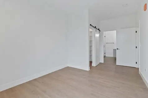 3140 North Clybourn Avenue Chicago IL 60657