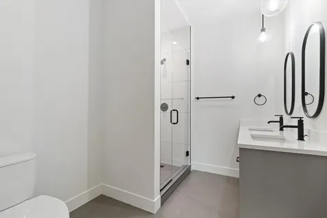 3140 North Clybourn Avenue Chicago IL 60657