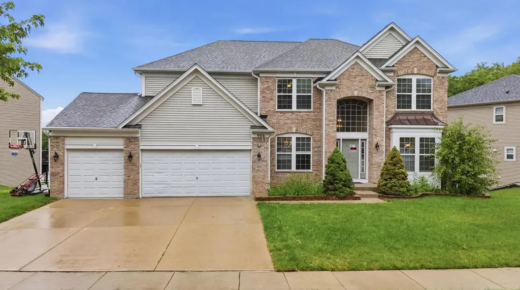 906 Blue Ridge Drive Streamwood IL 60107