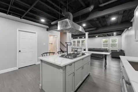 906 Blue Ridge Drive Streamwood IL 60107
