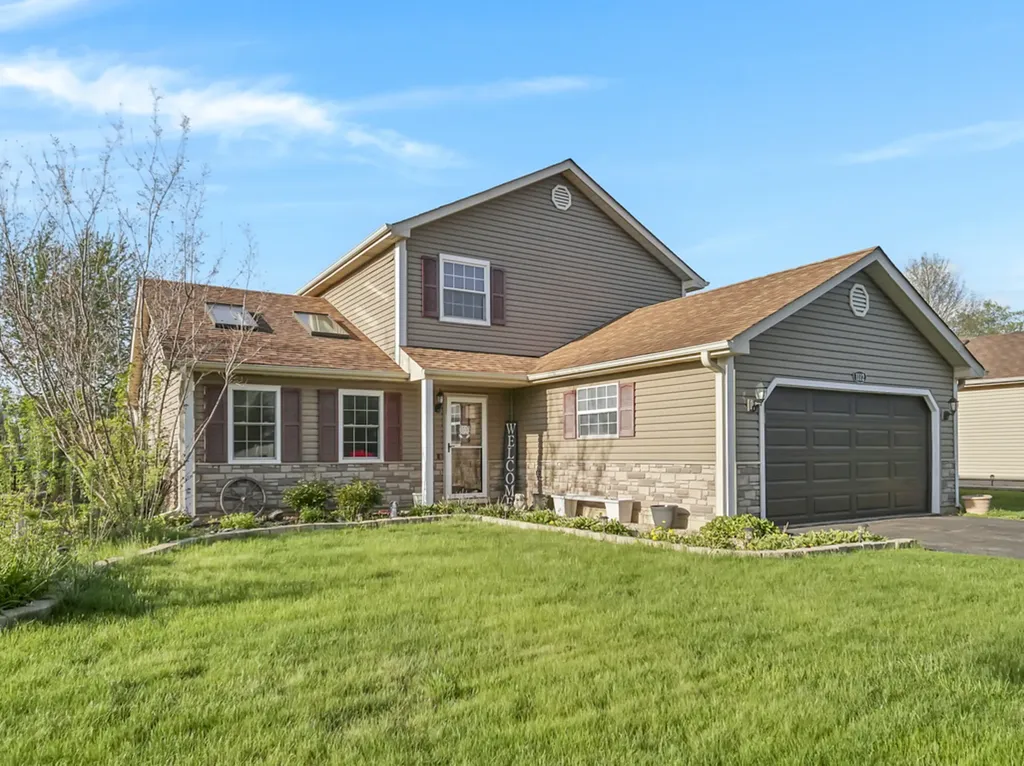1112 Pheasant Trail Carol Stream IL 60188