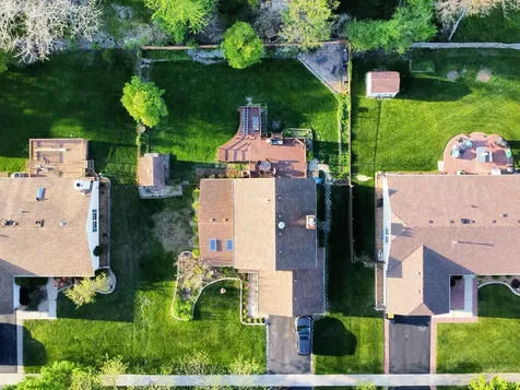 1112 Pheasant Trail Carol Stream IL 60188