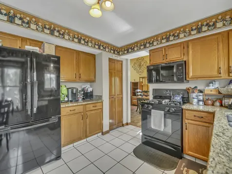 1112 Pheasant Trail Carol Stream IL 60188
