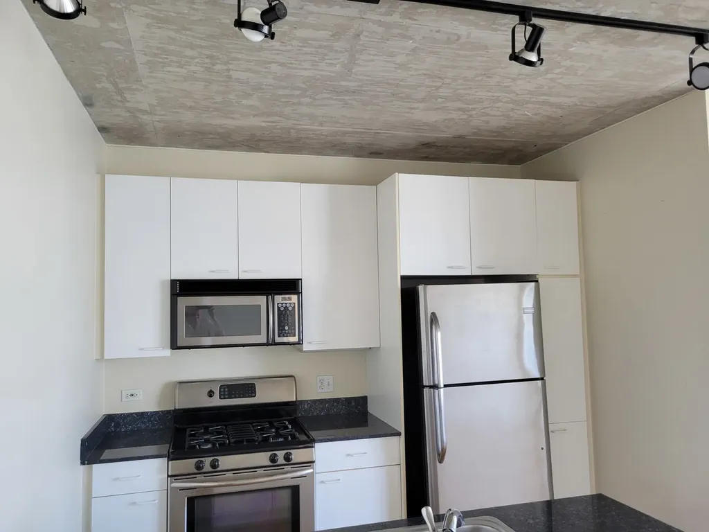1845 South Michigan Avenue Chicago IL 60616