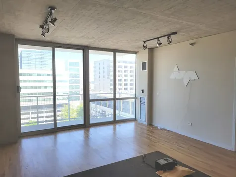 1845 South Michigan Avenue Chicago IL 60616