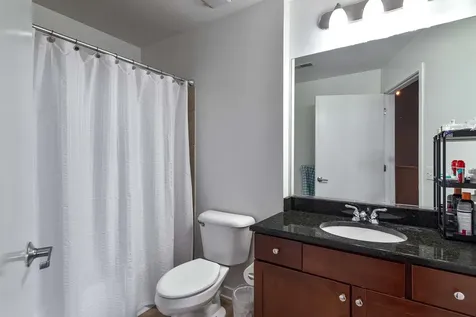 647 Metropolitan Way Des Plaines IL 60016