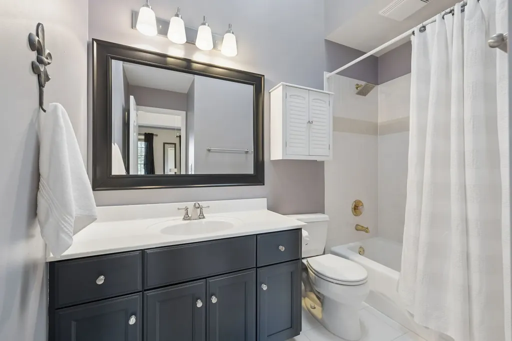 2612 Charlestowne Lane Naperville IL 60564