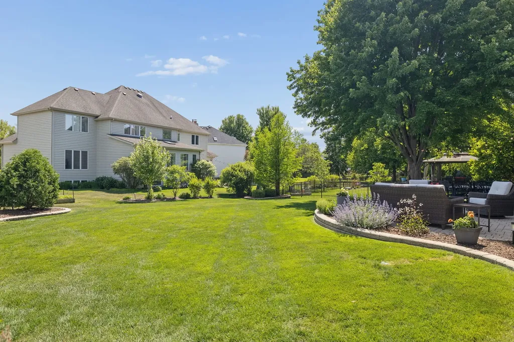 2612 Charlestowne Lane Naperville IL 60564