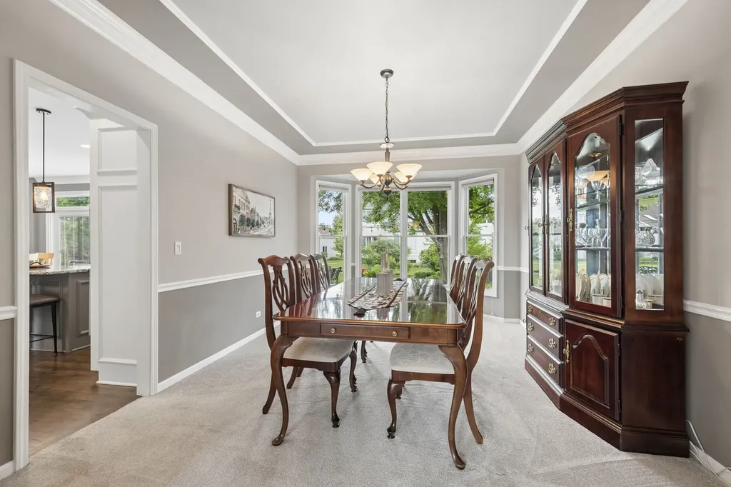 2612 Charlestowne Lane Naperville IL 60564