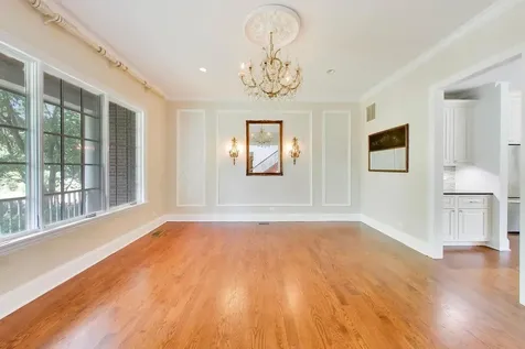 73 Locust Road Winnetka IL 60093