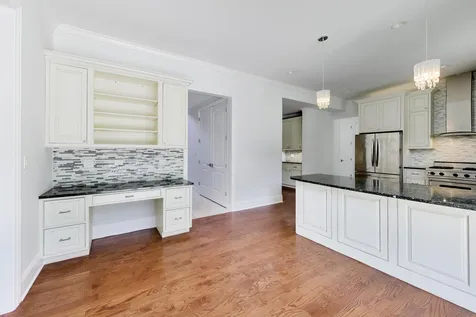 73 Locust Road Winnetka IL 60093