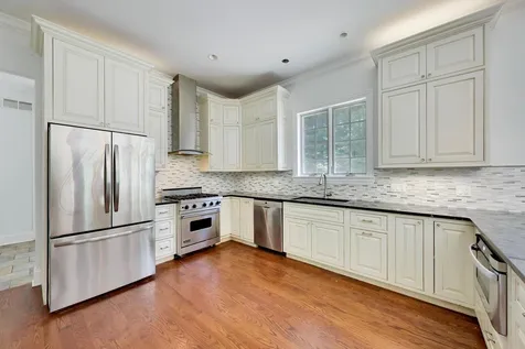 73 Locust Road Winnetka IL 60093