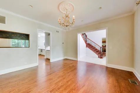 73 Locust Road Winnetka IL 60093
