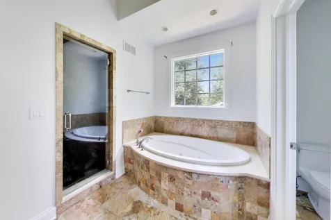 73 Locust Road Winnetka IL 60093