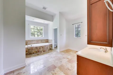 73 Locust Road Winnetka IL 60093