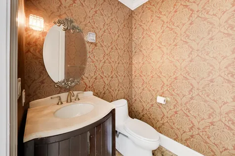 73 Locust Road Winnetka IL 60093