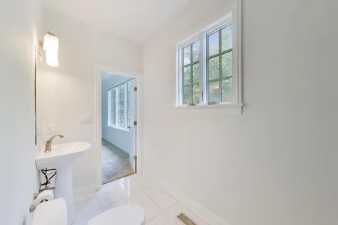 73 Locust Road Winnetka IL 60093