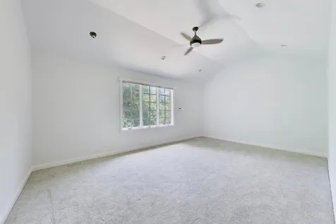 73 Locust Road Winnetka IL 60093
