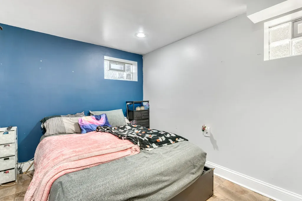 3801 West 80th Street Chicago IL 60652